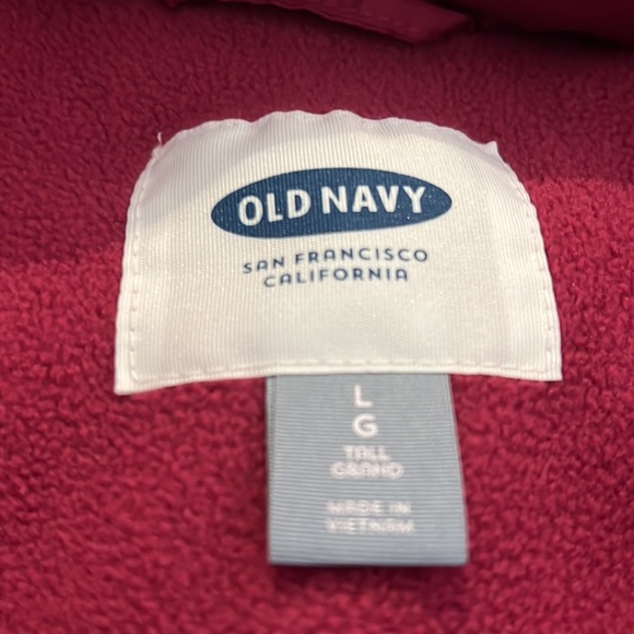 Old Navy Puffy Vest - Picture 4 of 4